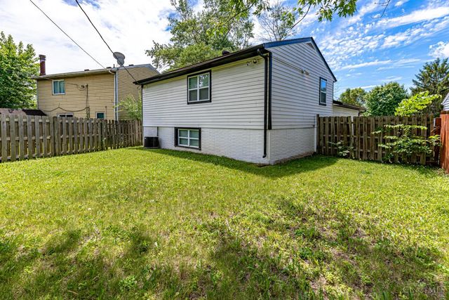 3721 Ellis Way, Middletown, OH 45044