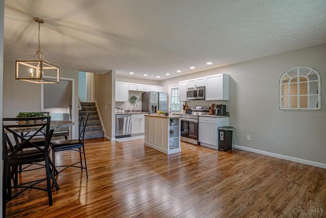 3721 Ellis Way, Middletown, OH 45044