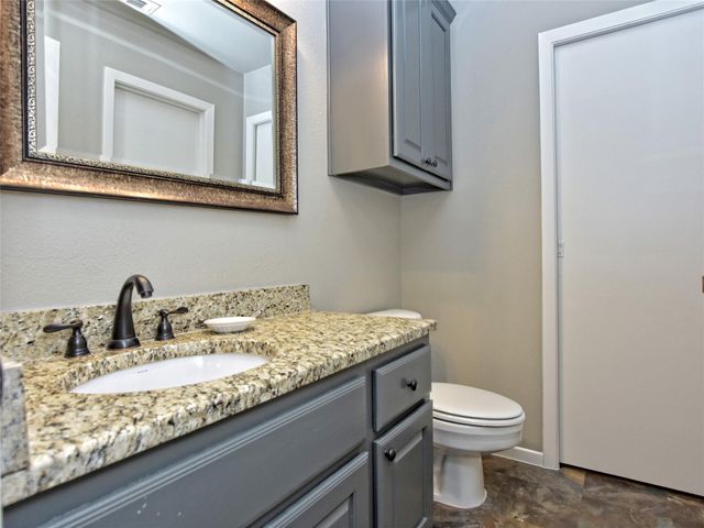 222 Lido ST J-2, Lakeway, TX 78734