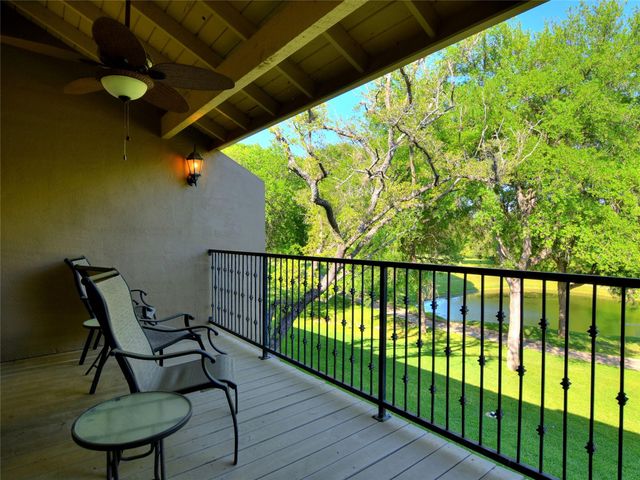 222 Lido ST J-2, Lakeway, TX 78734