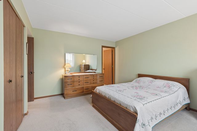8826 W 140th Street 206, Orland Park, IL 60462