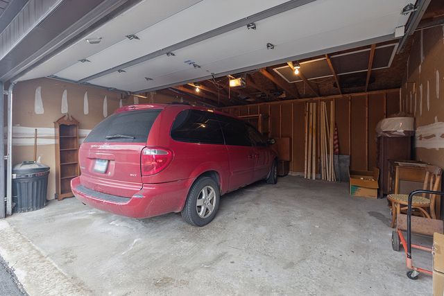 8826 W 140th Street 206, Orland Park, IL 60462