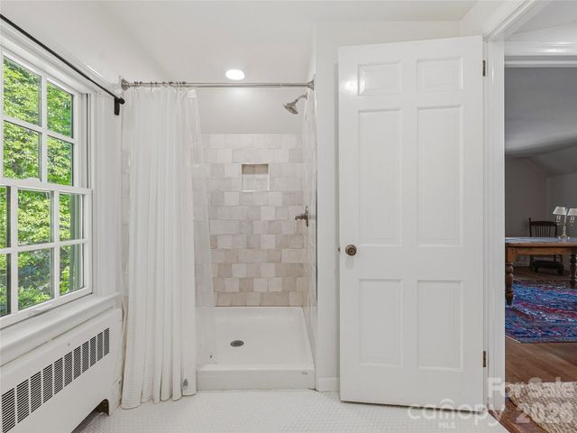 721 Golf Course Road, Waynesville, NC 28786
