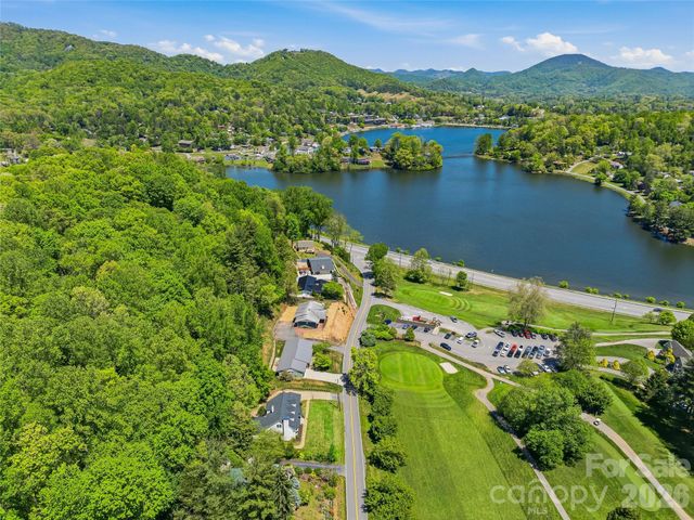 721 Golf Course Road, Waynesville, NC 28786