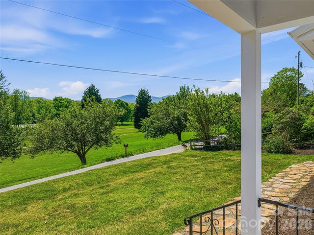 721 Golf Course Road, Waynesville, NC 28786