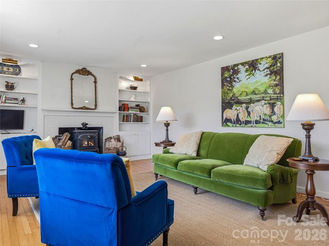 721 Golf Course Road, Waynesville, NC 28786