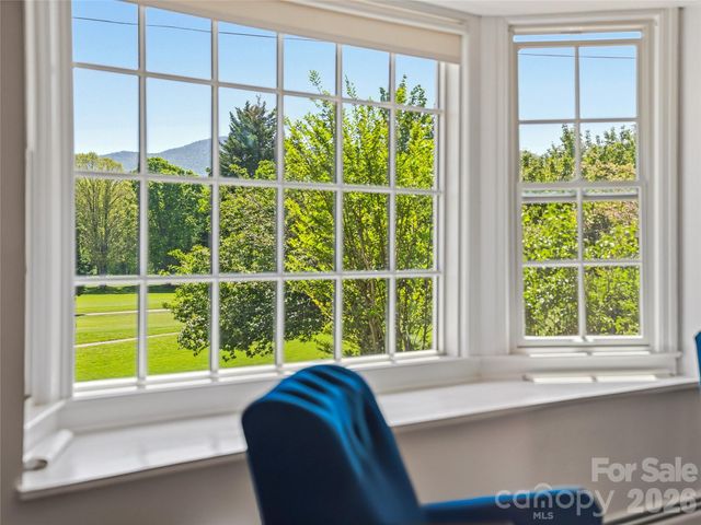 721 Golf Course Road, Waynesville, NC 28786