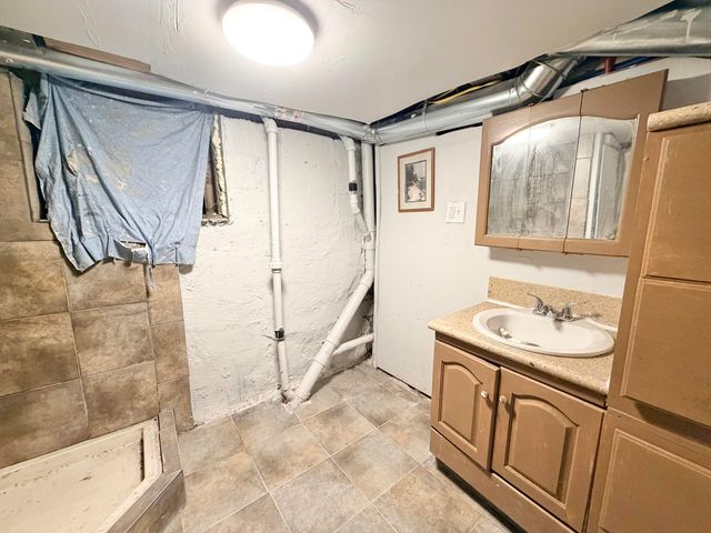 1308 W 13th Avenue, Gary, IN 46407