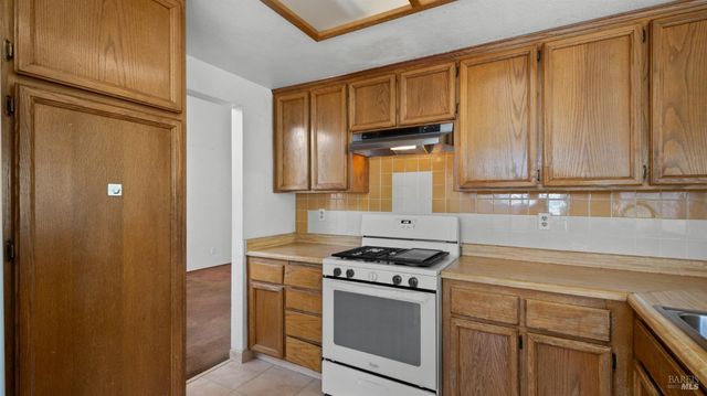 22 Brighton Dr, Vallejo, CA 94591