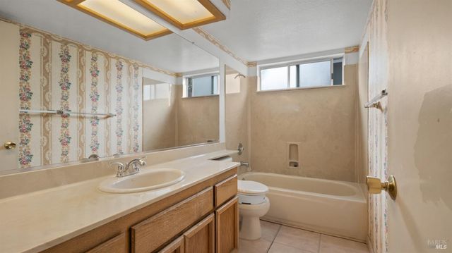 22 Brighton Dr, Vallejo, CA 94591