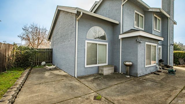22 Brighton Dr, Vallejo, CA 94591
