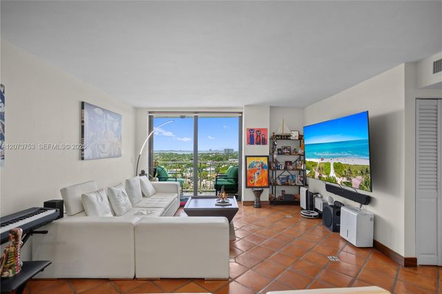 2350 NE 135th Street 1204, North Miami, FL 33181