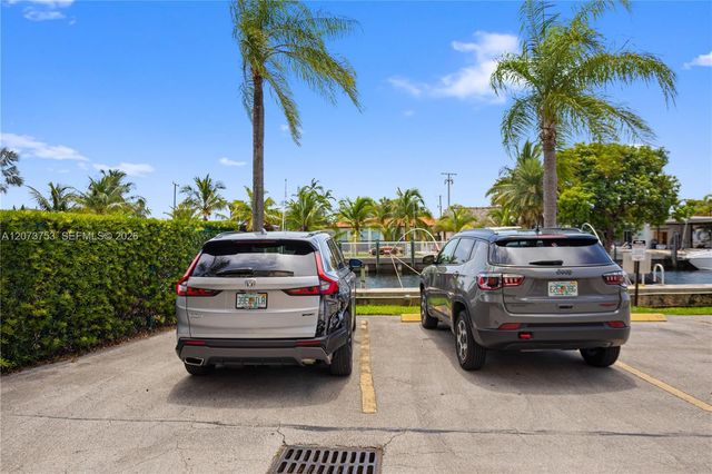 2350 NE 135th Street 1204, North Miami, FL 33181