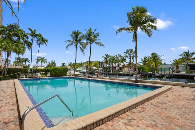 2350 NE 135th Street 1204, North Miami, FL 33181