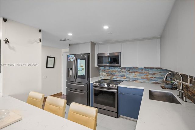 2350 NE 135th Street 1204, North Miami, FL 33181