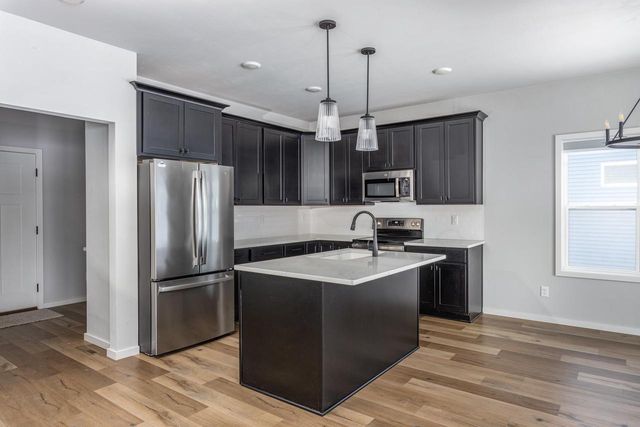 4535 CHERRYVALE AVENUE, Appleton, WI 54913