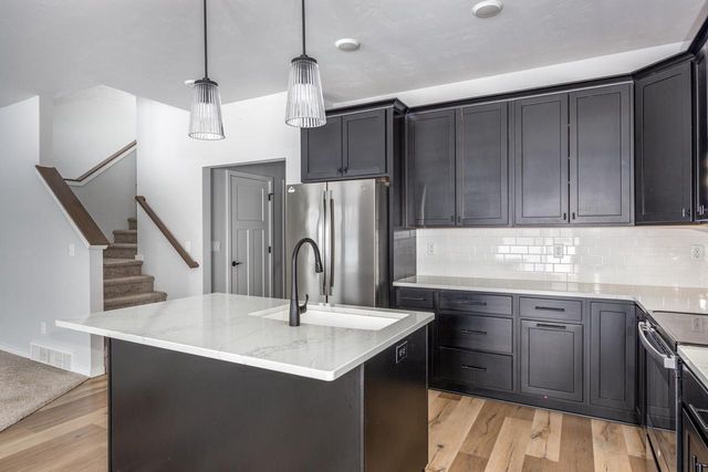 4535 CHERRYVALE AVENUE, Appleton, WI 54913