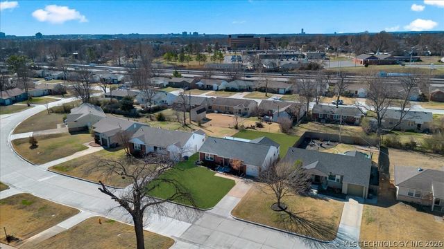 2636 S Oswego Place, Tulsa, OK 74114