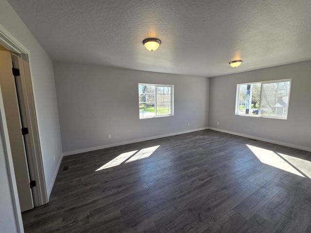 12703 E Desmet Ave, Spokane Valley, WA 99216