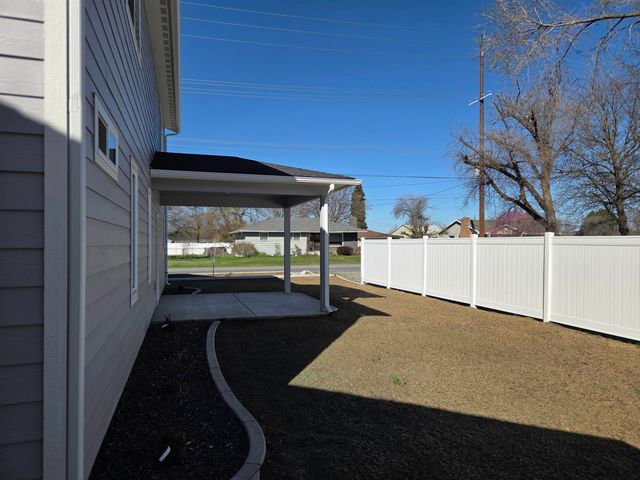 12703 E Desmet Ave, Spokane Valley, WA 99216