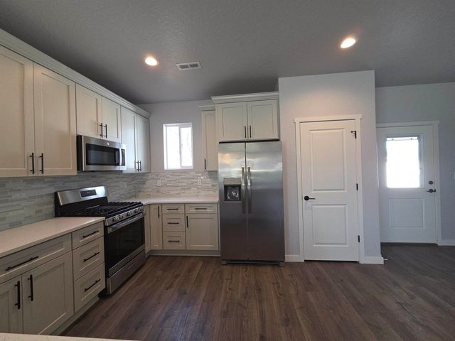 12703 E Desmet Ave, Spokane Valley, WA 99216