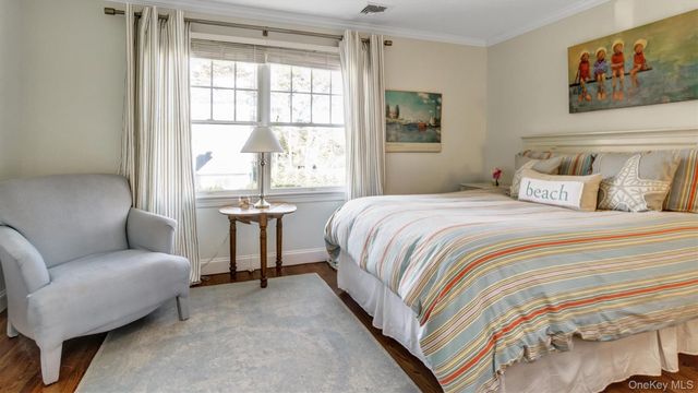 38 Bridle Path, Westhampton Beach, NY 11978