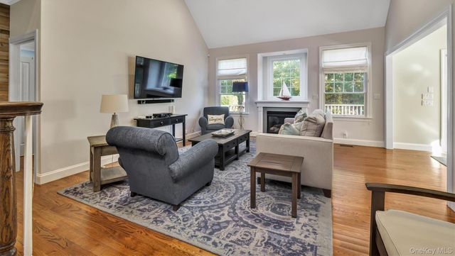 38 Bridle Path, Westhampton Beach, NY 11978