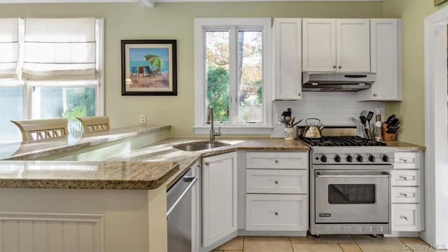 38 Bridle Path, Westhampton Beach, NY 11978
