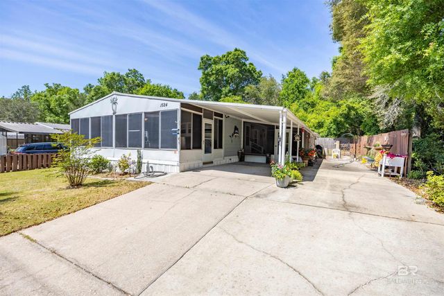 1524 Valencia Drive, Lillian, AL 36549