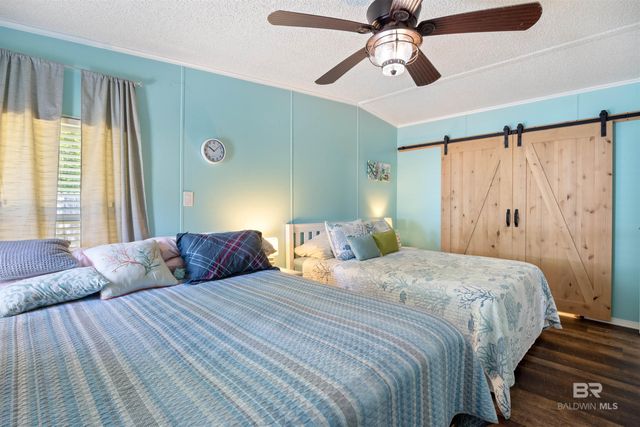 1524 Valencia Drive, Lillian, AL 36549