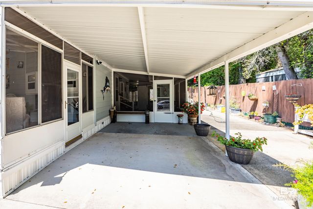 1524 Valencia Drive, Lillian, AL 36549