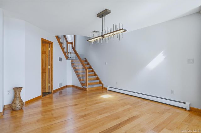 739 Hewitt Lane, New Windsor, NY 12553