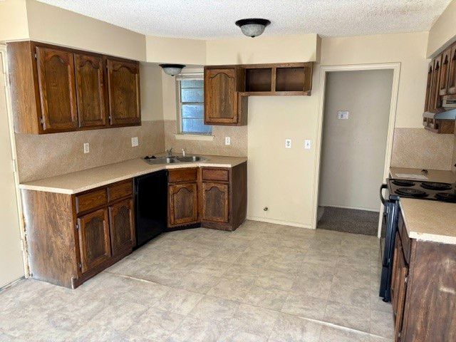 13336 E 32nd Place, Tulsa, OK 74134
