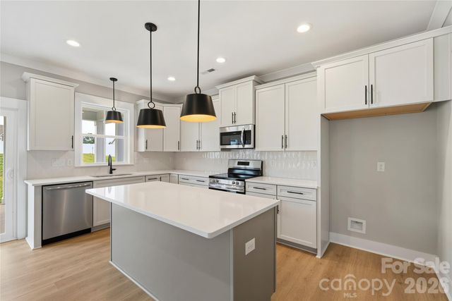 11591 Valley Oaks Lane, Stanfield, NC 28163