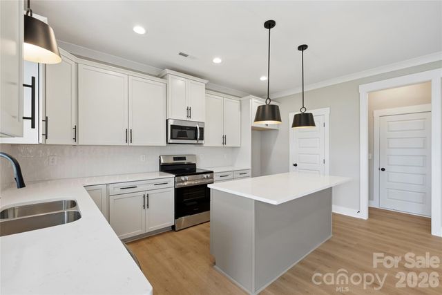 11591 Valley Oaks Lane, Stanfield, NC 28163