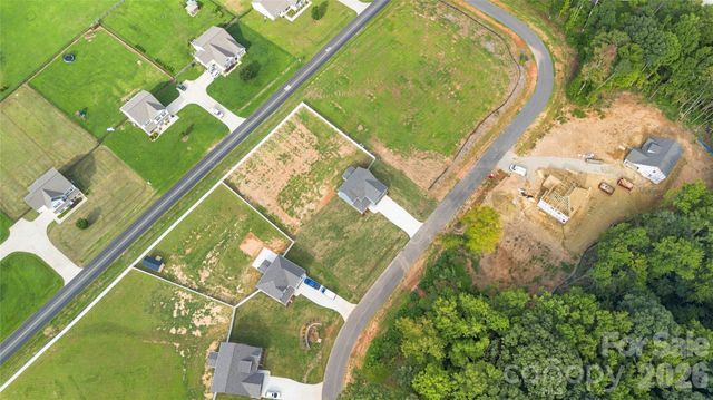 11591 Valley Oaks Lane, Stanfield, NC 28163
