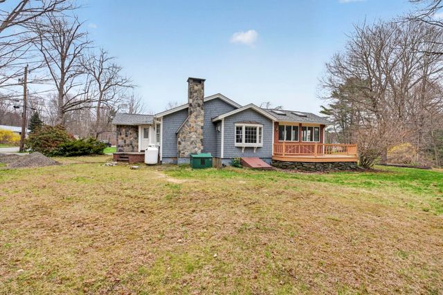 405 N River Road, Epping, NH 03042