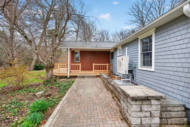 405 N River Road, Epping, NH 03042