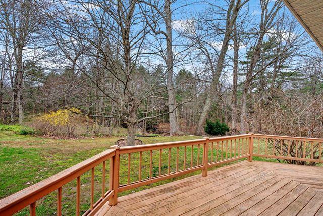 405 N River Road, Epping, NH 03042