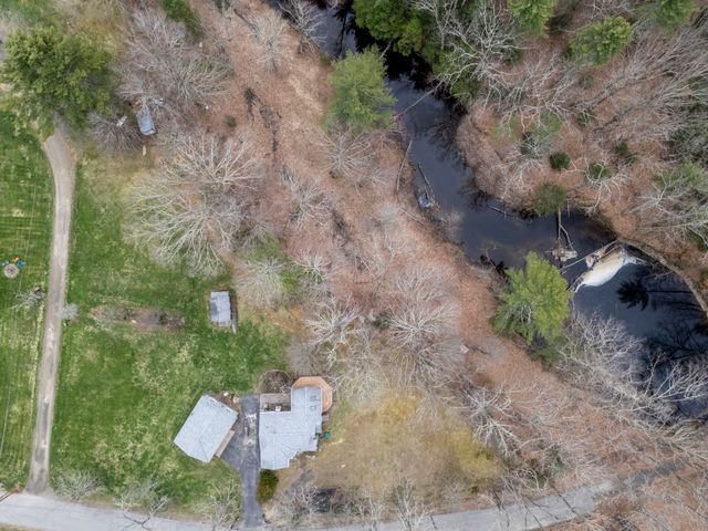 405 N River Road, Epping, NH 03042