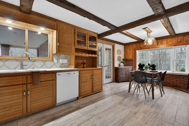 405 N River Road, Epping, NH 03042