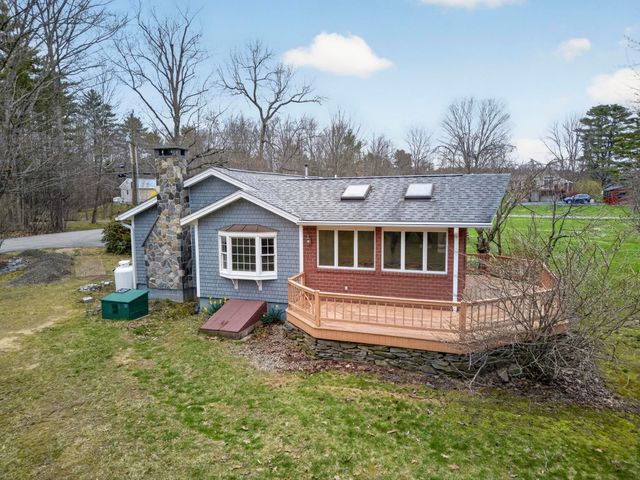 405 N River Road, Epping, NH 03042