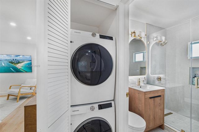 12325 NE 11th Pl, North Miami, FL 33161