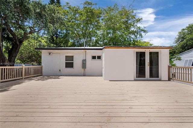 12325 NE 11th Pl, North Miami, FL 33161