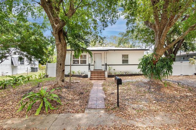 12325 NE 11th Pl, North Miami, FL 33161