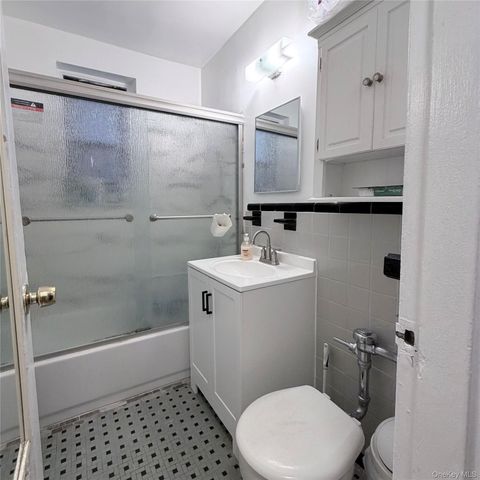 34-40 78th St 1E, Jackson Heights, NY 11372