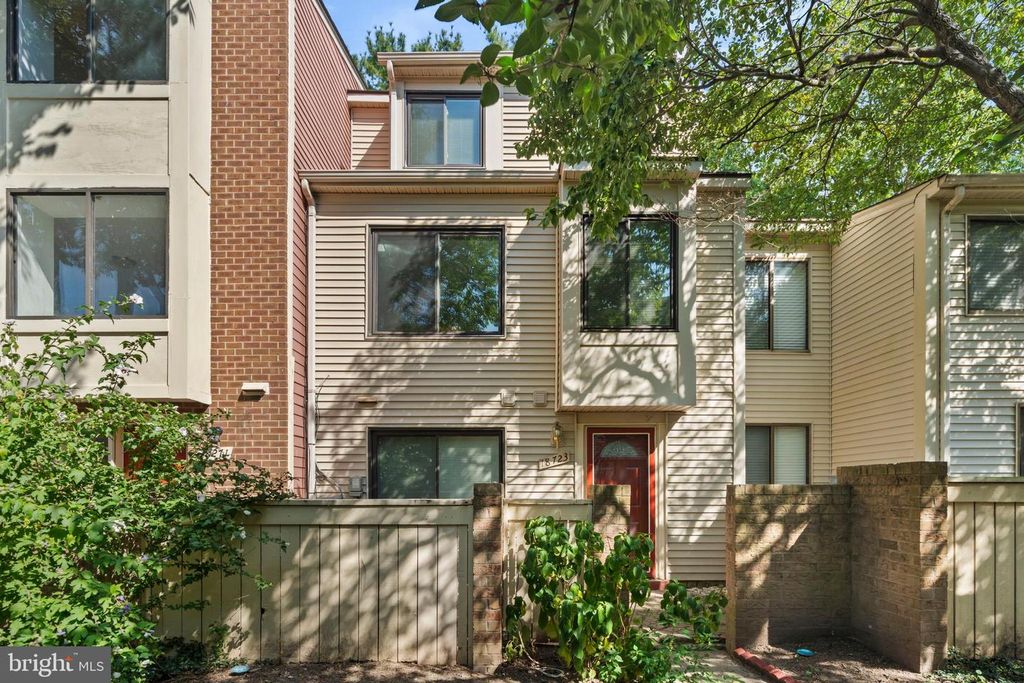 18723 NATHANS PL, Montgomery Village, MD 20886