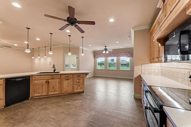 5687 Schio Avenue, Springdale, AR 72762