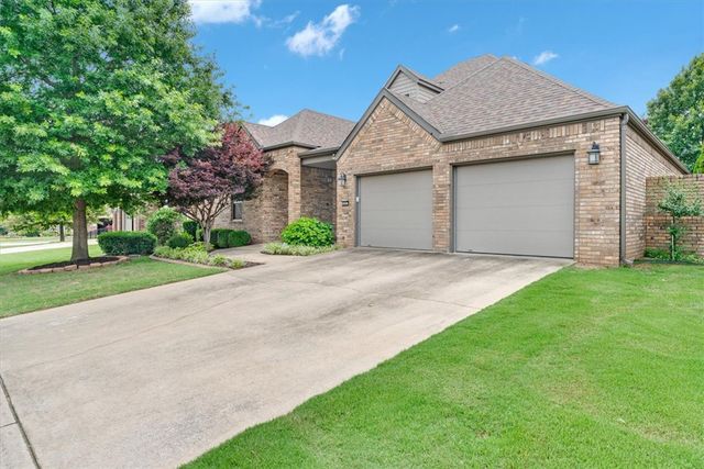 5687 Schio Avenue, Springdale, AR 72762
