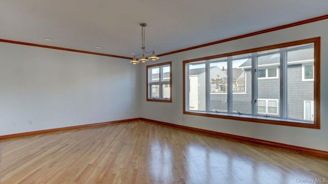 3 Oceanview Court, Long Beach, NY 11561